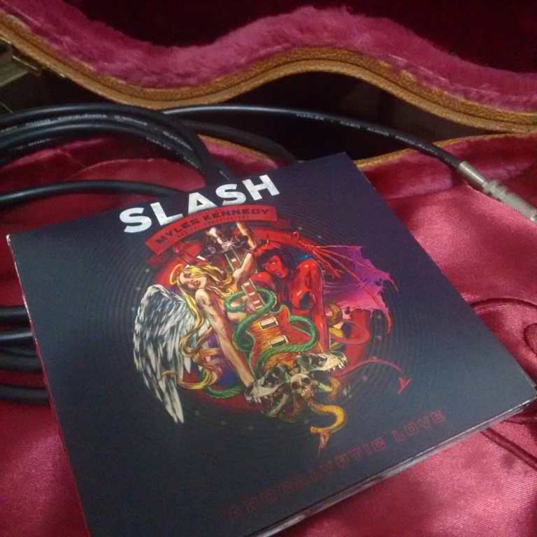Slash: a preciosa conexão com a&nbsp;realidade
